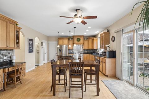 Tiny photo for 21261 Somerset Street, Shorewood, IL 60404 (MLS # 12611858)