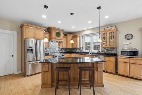 Tiny photo for 21261 Somerset Street, Shorewood, IL 60404 (MLS # 12611858)