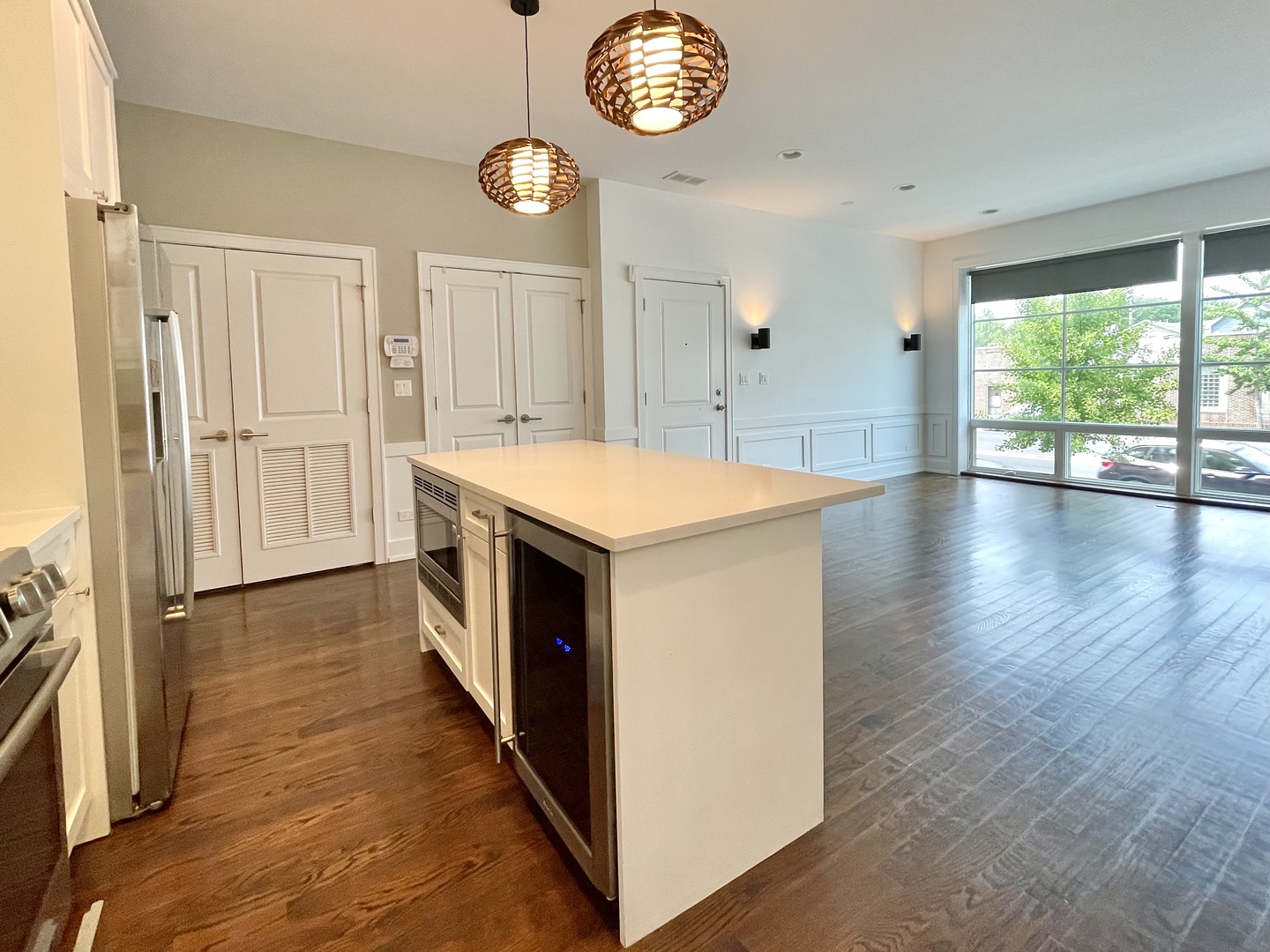 2453 W Irving Park Road 1E