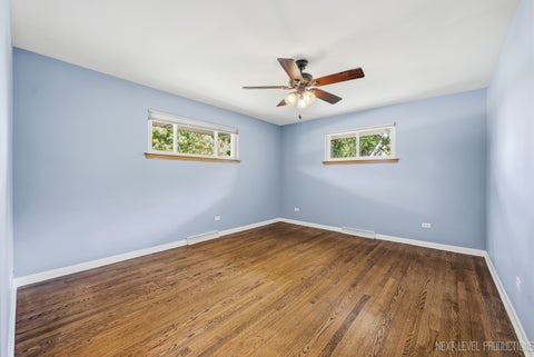 Tiny photo for 15 S 10th Street, St. Charles, IL 60174 (MLS # 12752058)