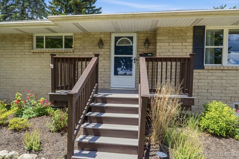 Tiny photo for 15 S 10th Street, St. Charles, IL 60174 (MLS # 12752058)