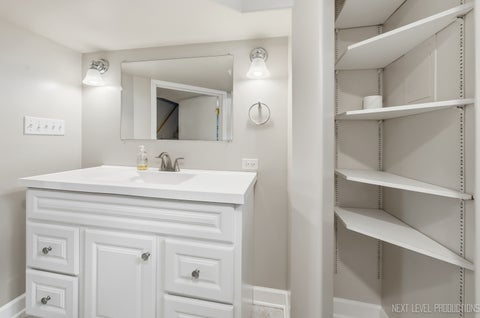Tiny photo for 15 S 10th Street, St. Charles, IL 60174 (MLS # 12752058)