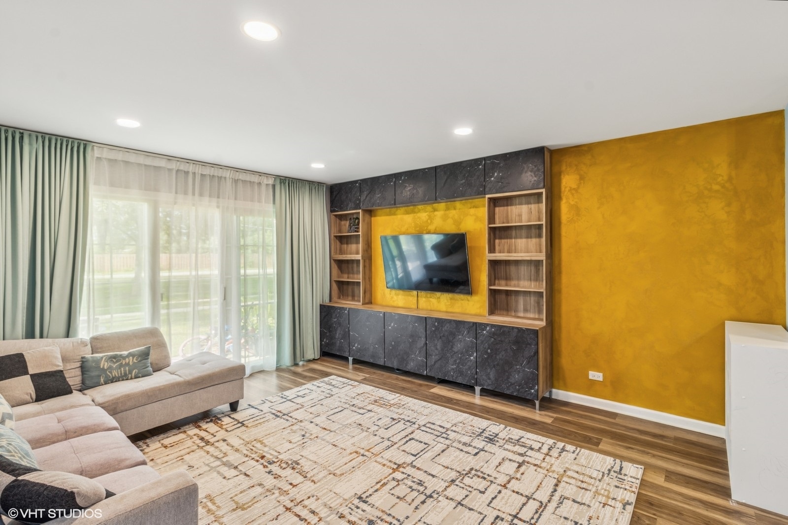 1111 Pleasant Run Drive 905