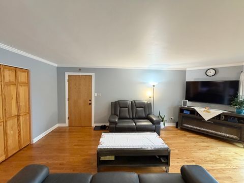 Tiny photo for 9111 S Roberts Road #8A, Hickory Hills, IL 60457 (MLS # 12612961)