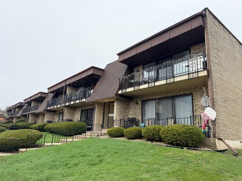 Tiny photo for 9111 S Roberts Road #8A, Hickory Hills, IL 60457 (MLS # 12612961)