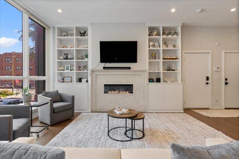 Tiny photo for 1205 W Montana Street #1W, Chicago, IL 60614 (MLS # 12729178)