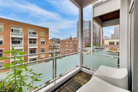 Tiny photo for 939 W Madison Street #504, Chicago, IL 60607 (MLS # 12731700)