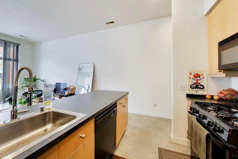 Tiny photo for 939 W Madison Street #504, Chicago, IL 60607 (MLS # 12731700)