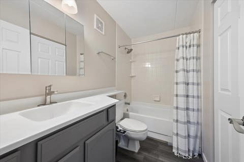 Tiny photo for 1 Bloomingdale Place #502, Bloomingdale, IL 60108 (MLS # 12658650)