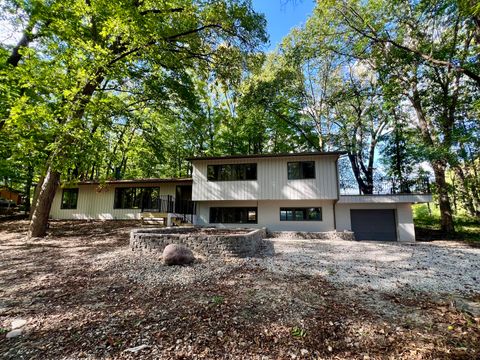 Tiny photo for 3411 E Airport Road, Urbana, IL 61802 (MLS # 12479562)