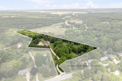 Tiny photo for 2608 W 3rd Street, Coal Valley, IL 61240 (MLS # 12675455)