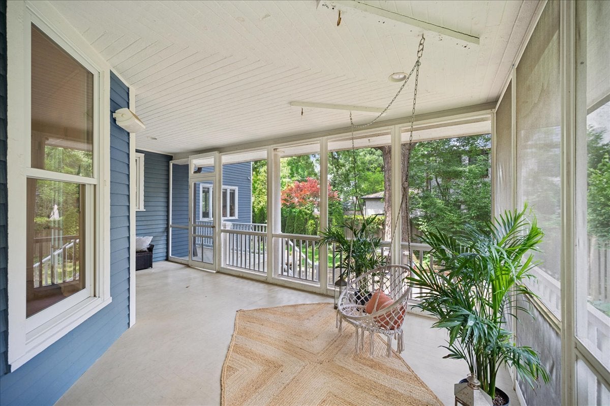 555 Cherry Street