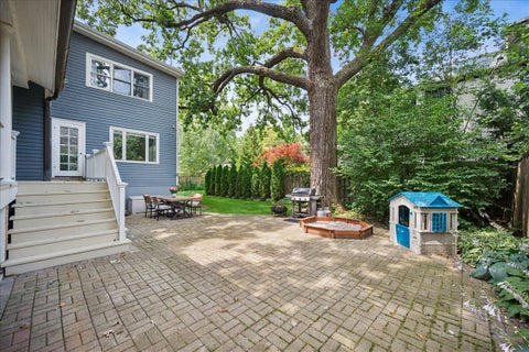 Tiny photo for 555 Cherry Street, Winnetka, IL 60093 (MLS # 12711173)