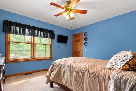 Tiny photo for 1813 Lakeview Street, Johnsburg, IL 60051 (MLS # 12723589)
