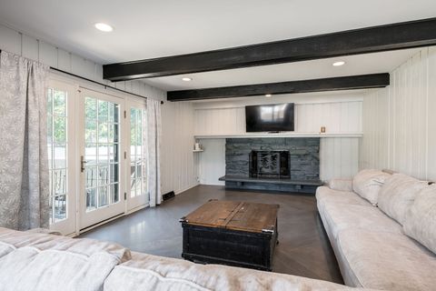 Tiny photo for 505 E Atwood Court, Elmhurst, IL 60126 (MLS # 12474332)