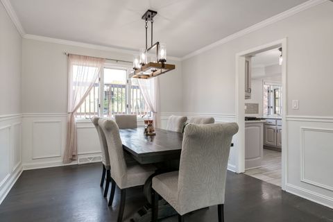Tiny photo for 505 E Atwood Court, Elmhurst, IL 60126 (MLS # 12474332)