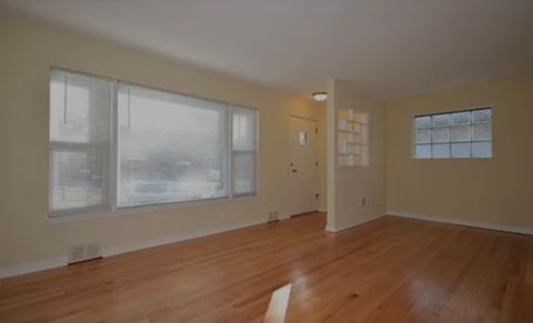 Tiny photo for 144 E Quincy Street, Riverside, IL 60546 (MLS # 12605289)