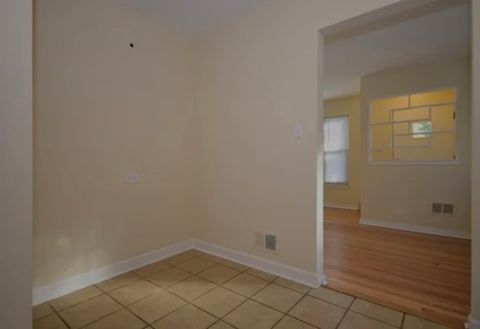 Tiny photo for 144 E Quincy Street, Riverside, IL 60546 (MLS # 12605289)