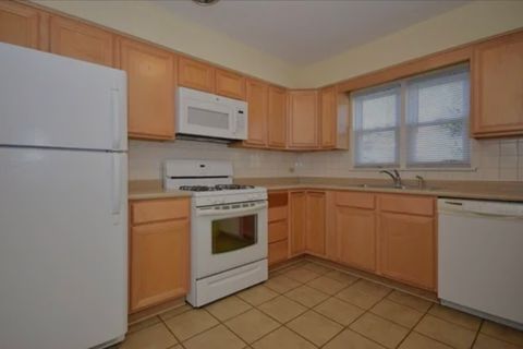 Tiny photo for 144 E Quincy Street, Riverside, IL 60546 (MLS # 12605289)