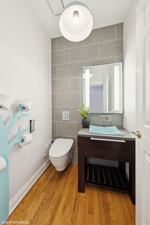 Tiny photo for 28 S Clay Street, Hinsdale, IL 60521 (MLS # 12494593)