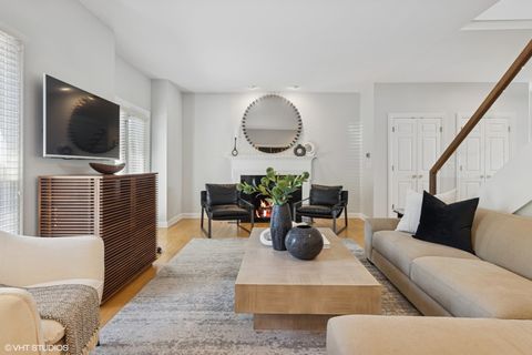 Tiny photo for 28 S Clay Street, Hinsdale, IL 60521 (MLS # 12494593)