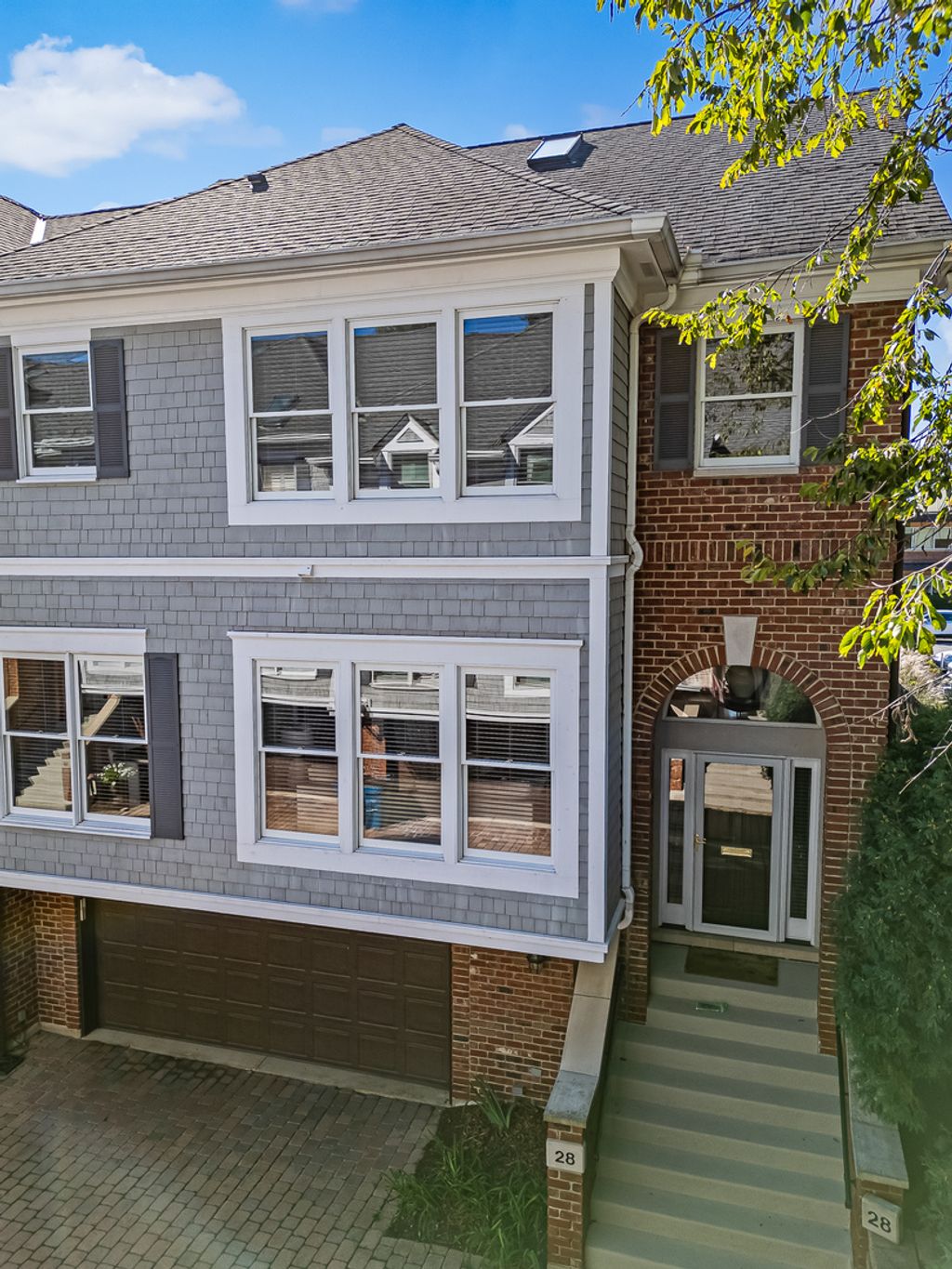 Photo for 28 S Clay Street, Hinsdale, IL 60521 (MLS # 12494593)