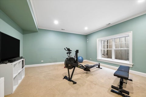 Tiny photo for 252 Myrtle Street, Winnetka, IL 60093 (MLS # 12767250)