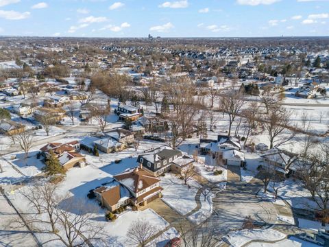 Tiny photo for 609 DEBORAH Court, Schaumburg, IL 60193 (MLS # 12536495)