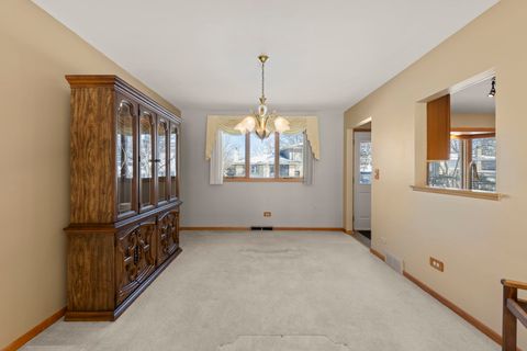 Tiny photo for 609 DEBORAH Court, Schaumburg, IL 60193 (MLS # 12536495)