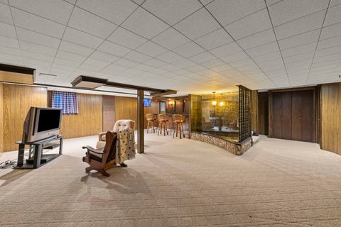 Tiny photo for 609 DEBORAH Court, Schaumburg, IL 60193 (MLS # 12536495)