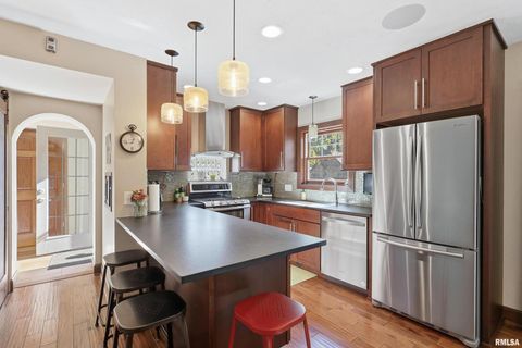 Tiny photo for 3019 E 18TH Street, Davenport, IA 52803 (MLS # QC4268999)