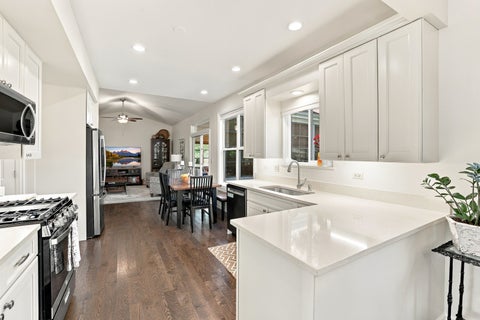 Tiny photo for 380 Dorchester Lane, Grayslake, IL 60030 (MLS # 12791696)