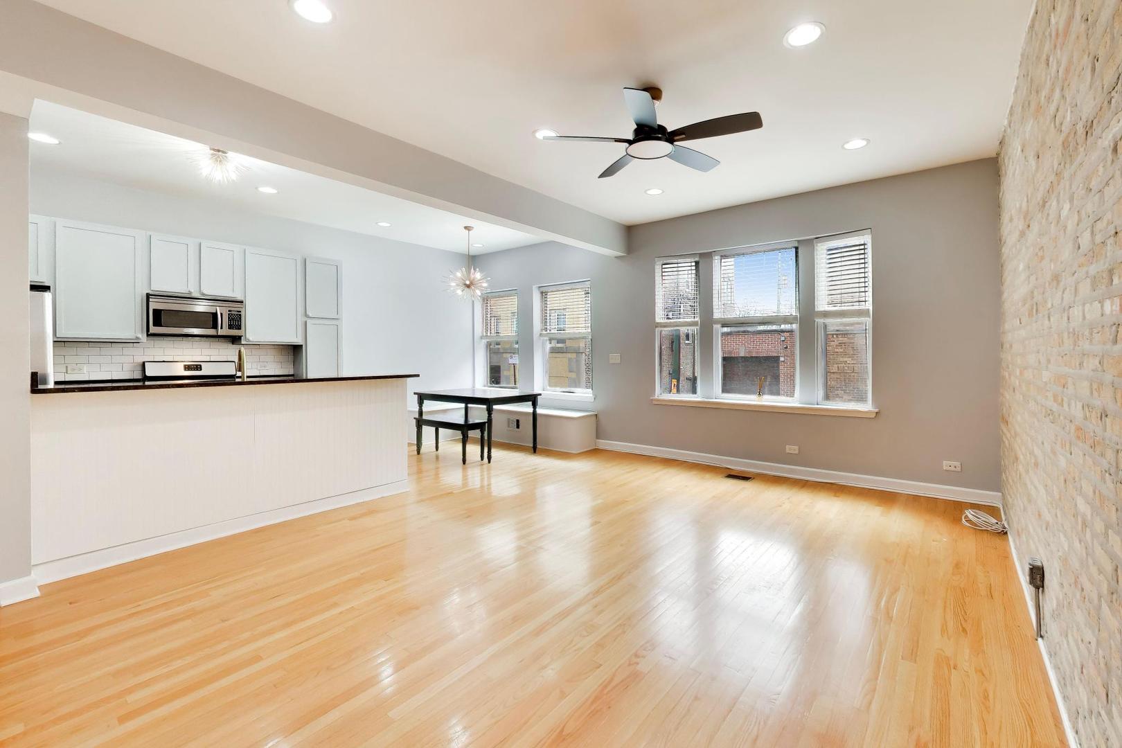 3848 W Sunnyside Avenue 1E