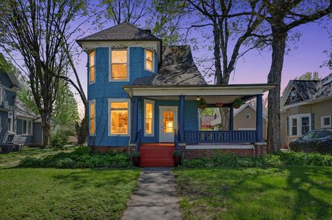 Tiny photo for 617 W White Street, Champaign, IL 61820 (MLS # 12627999)