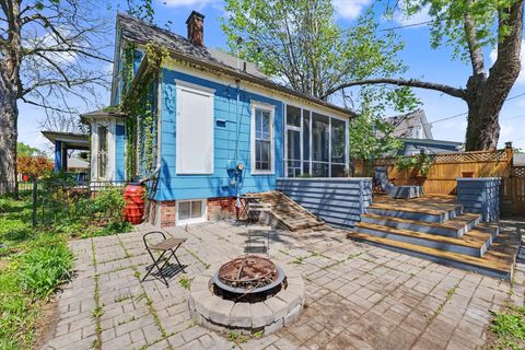 Tiny photo for 617 W White Street, Champaign, IL 61820 (MLS # 12627999)
