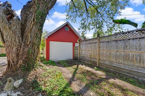 Tiny photo for 617 W White Street, Champaign, IL 61820 (MLS # 12627999)