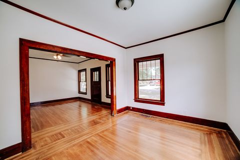 Tiny photo for 618 S Thomas Street, Gilman, IL 60938 (MLS # 12190045)
