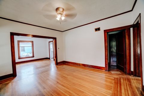 Tiny photo for 618 S Thomas Street, Gilman, IL 60938 (MLS # 12190045)