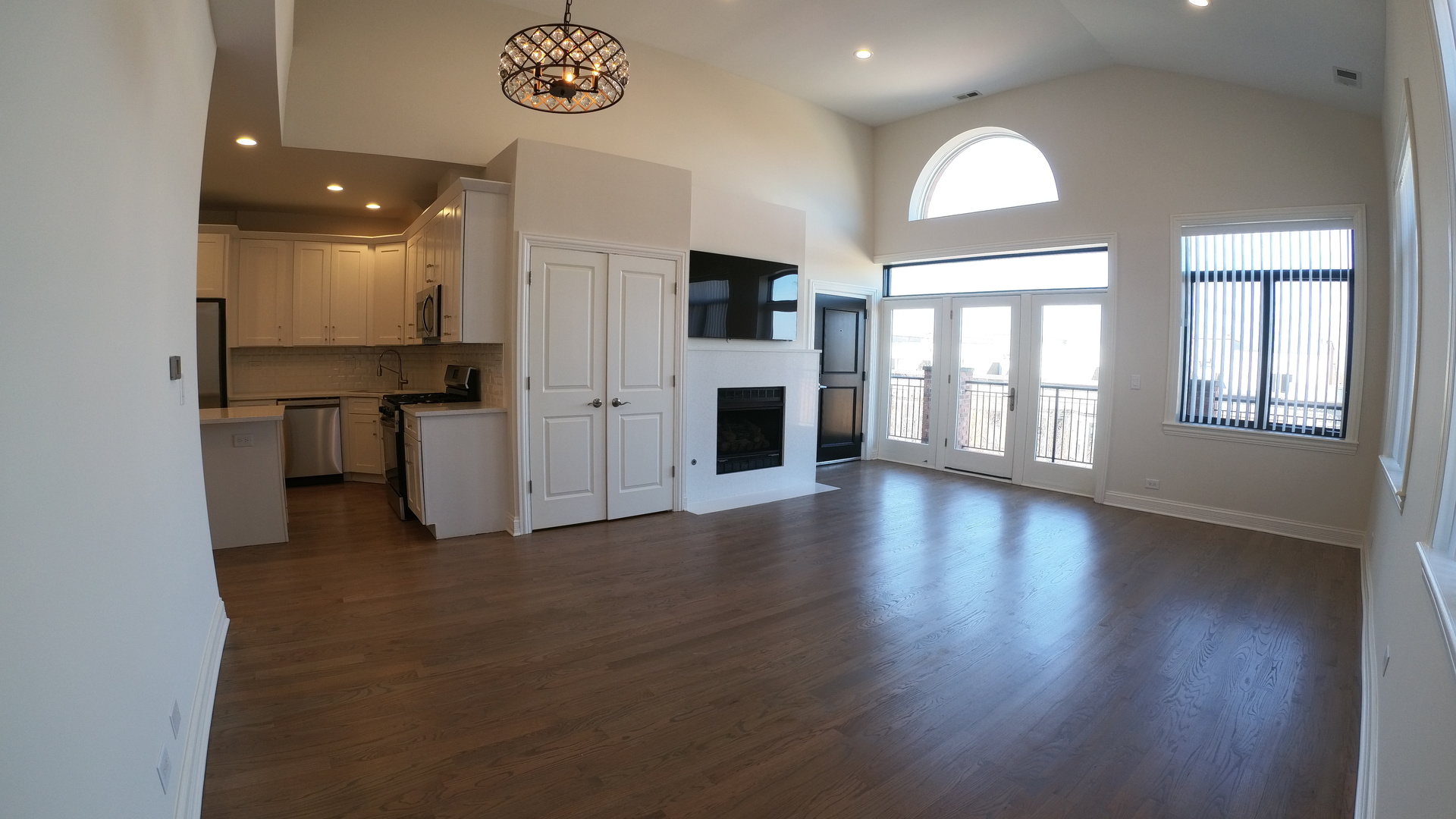 1701 W Chicago Avenue 4