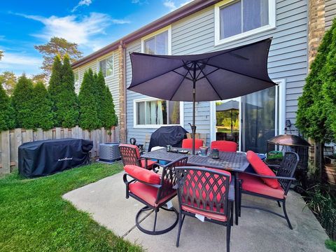 Tiny photo for 617 Westwood Court, Wheeling, IL 60090 (MLS # 12442125)