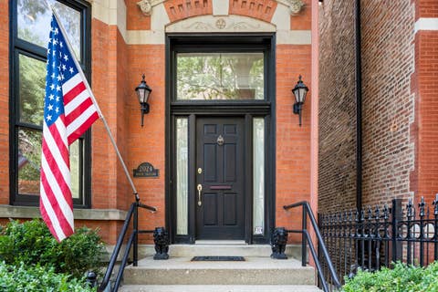 Tiny photo for 2024 N Orleans Street, Chicago, IL 60614 (MLS # 12667063)