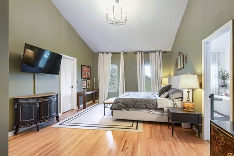 Tiny photo for 10N875 Oak Ridge Drive, Elgin, IL 60124 (MLS # 12781387)