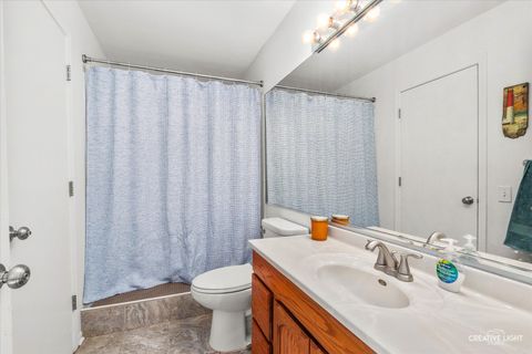 Tiny photo for 170 Half Moon Circle, Aurora, IL 60504 (MLS # 12503973)
