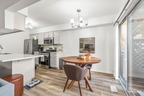 Tiny photo for 170 Half Moon Circle, Aurora, IL 60504 (MLS # 12503973)