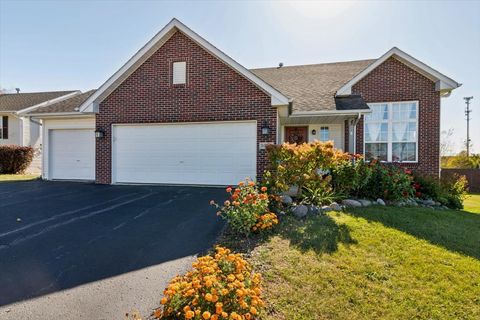 Tiny photo for 3009 Stralow Lane, Machesney Park, IL 61115 (MLS # 12498423)