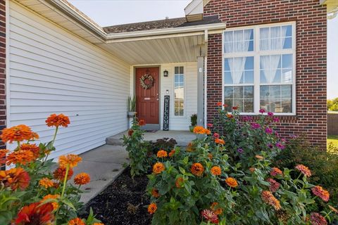 Tiny photo for 3009 Stralow Lane, Machesney Park, IL 61115 (MLS # 12498423)