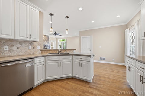 Tiny photo for Geneva, IL 60134 (MLS # 12717294)
