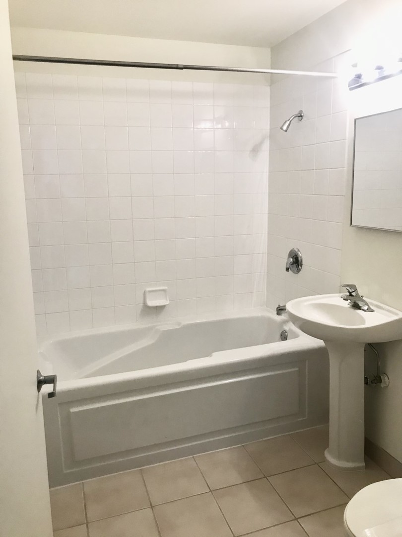 21 W CHESTNUT Street 1708