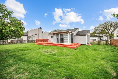 Tiny photo for 2666 Prairieview Lane, Aurora, IL 60502 (MLS # 12630416)