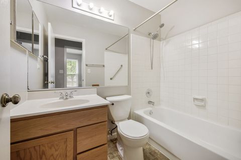 Tiny photo for 2666 Prairieview Lane, Aurora, IL 60502 (MLS # 12630416)